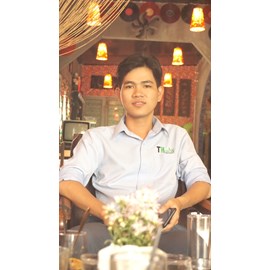 Sales Executive : Mr Huy : 0832691650